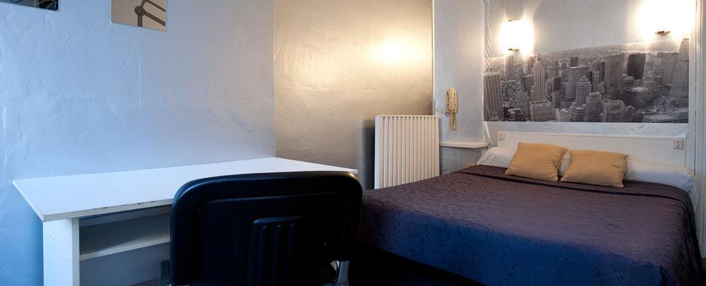 Hotel Le Parisien Reims Esterno foto
